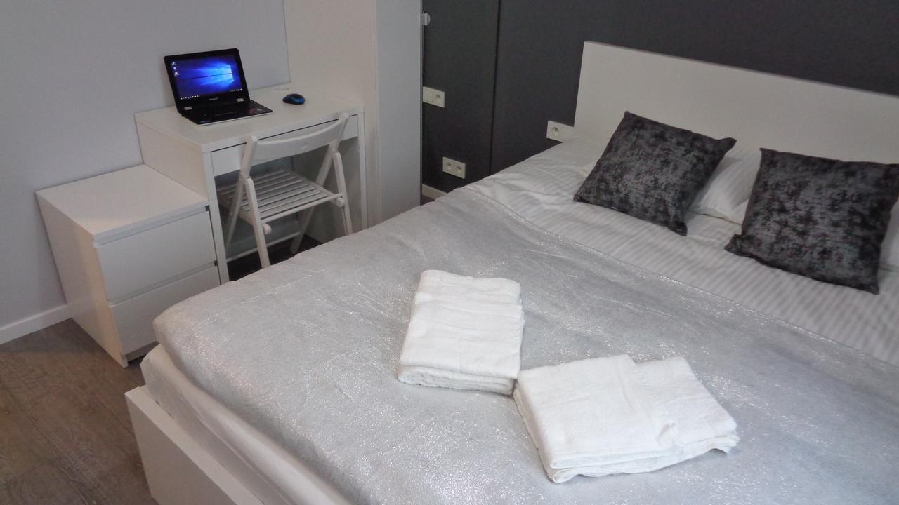 Pokoje Zachodnia 2F Apartment Bialystok Luaran gambar